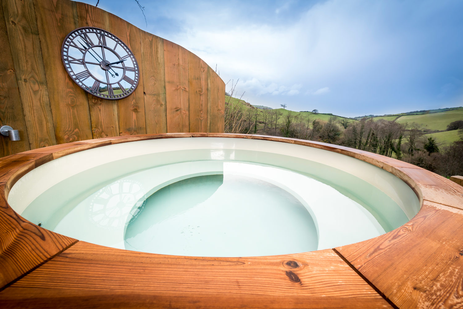 Glamping With A Hot Tub Longlands Luxury Glamping In Devon