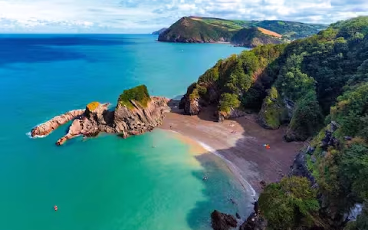 North Devon coast near Woolacombe Beach for group stays